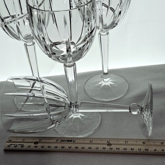 Mikasa Uptrend Wine Glasses 8.2in set-4 vertical spiral swirl cut crystal water - Picture 7 of 8